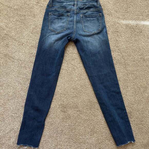 KanCan Medium Wash still  Distressed Skinny Jeans - Picture 5 of 5
